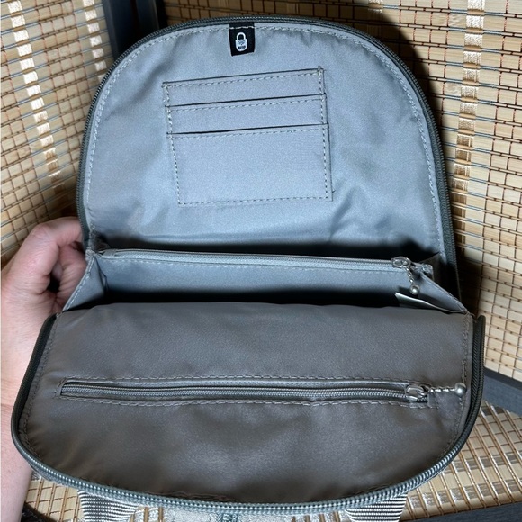 NWT - Baggallini Back to Basics Backpack - Steel Mini Backpack - Picture 5 of 11